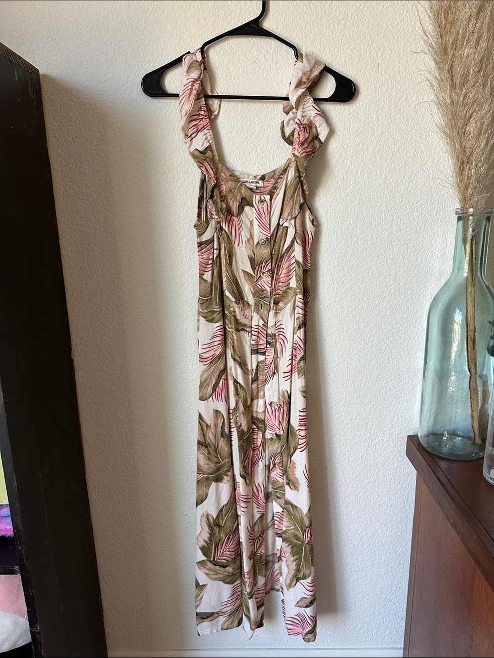 Billabong Sleeveless Tropical Leaf Maxi Dress in Pink & Olive